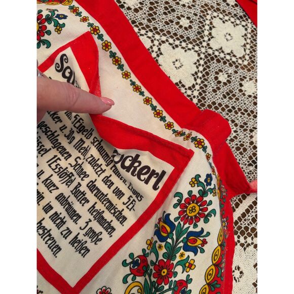 Vtg Half Apron w/ pocket Salzburger Nockerl Souffle Recipe Austria 100% Cotton - Picture 2 of 4
